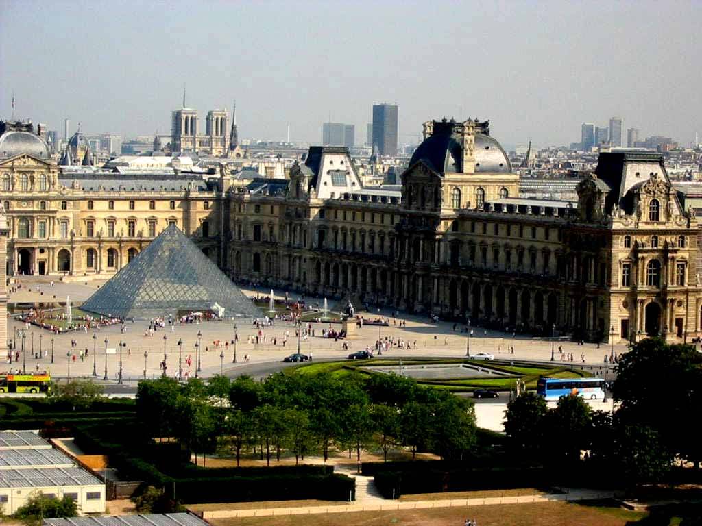 France Paris Le Louvre