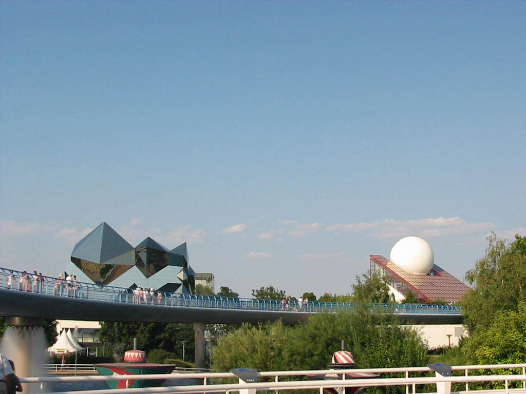 Parcs d attractions Futuroscope : vue générale