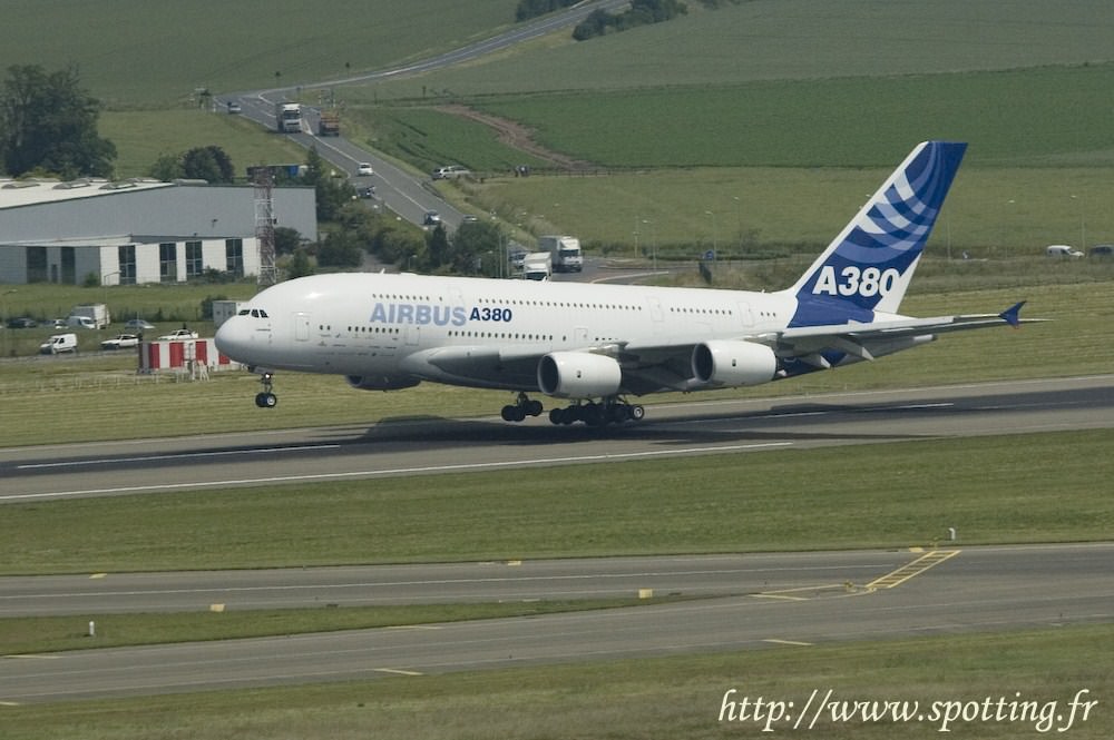 Avions de ligne A380