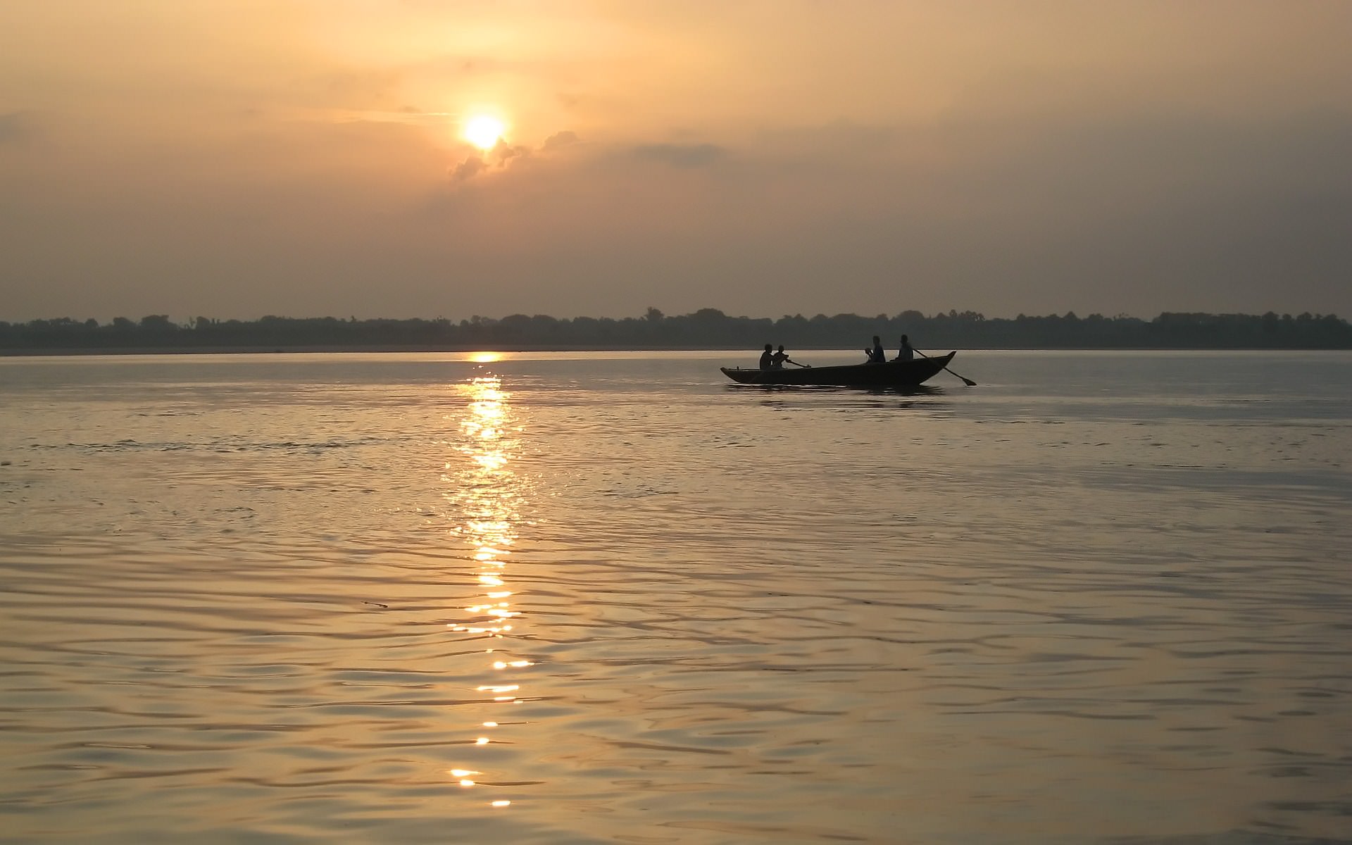 Inde Lever de soleil sur le Gange