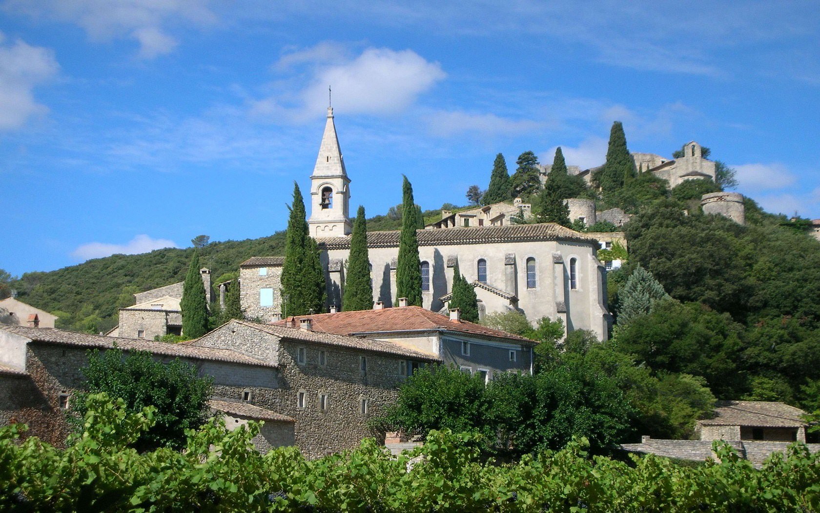 Villes et Villages Village de la Roque sur Cèze dans l'Ardèche