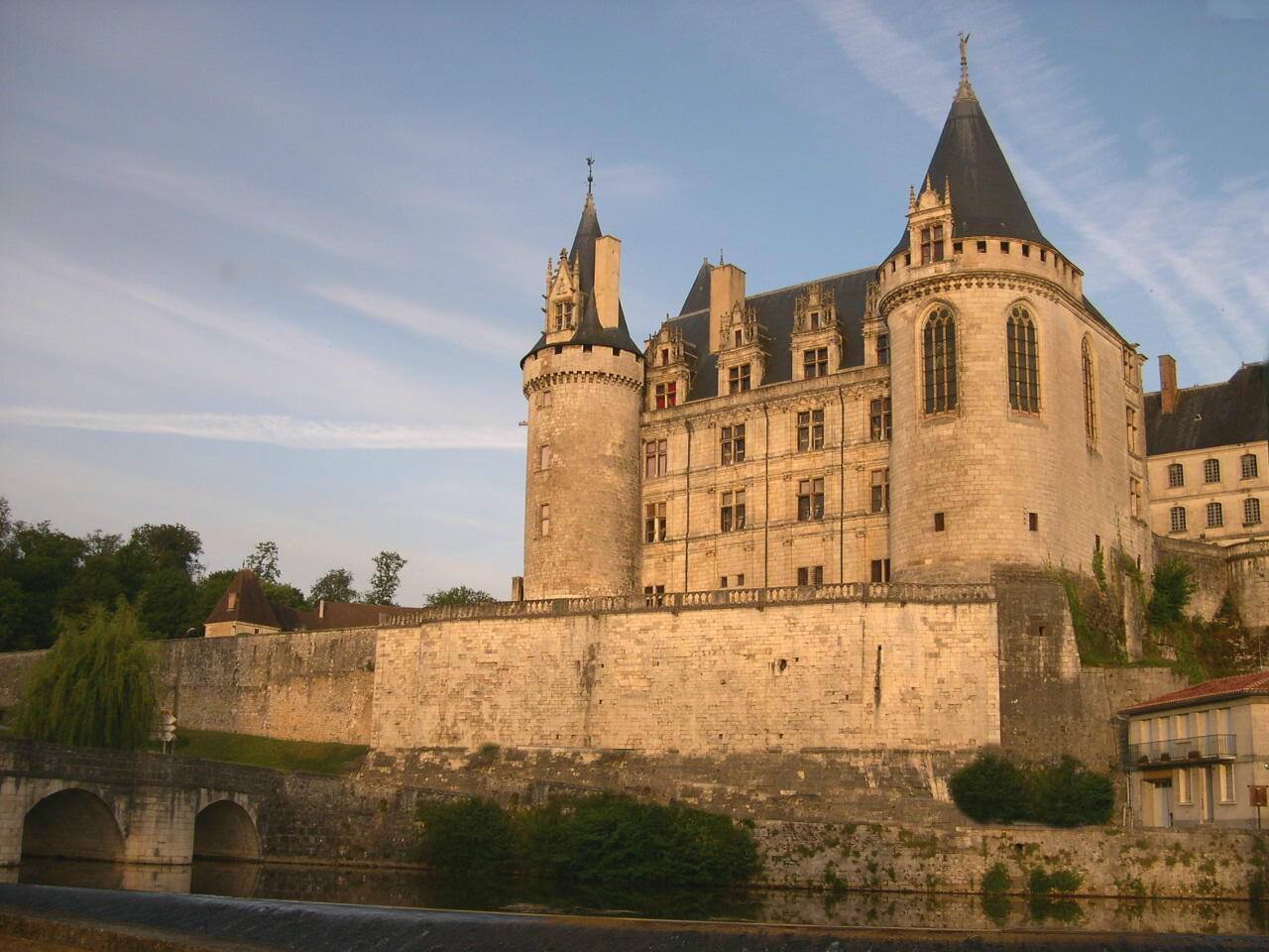 Chateaux et Palais La rochefoucauld