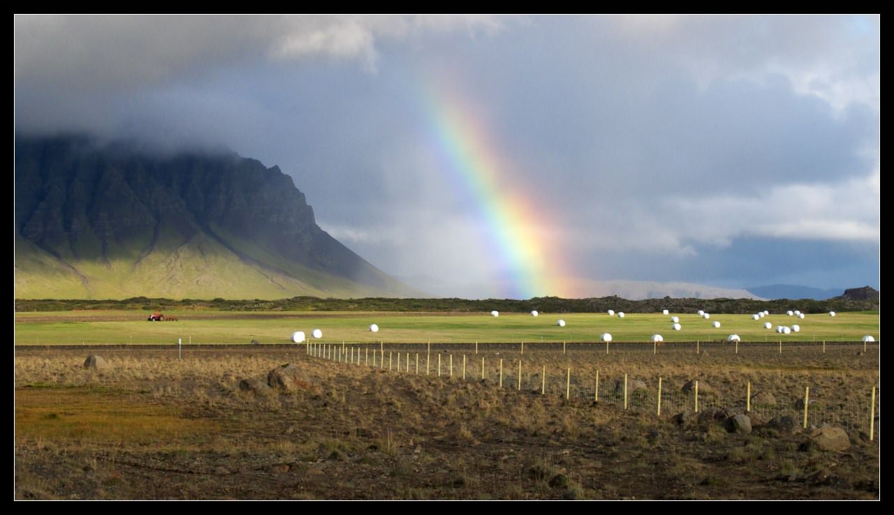 Arcs en ciel Campagne Islandaise