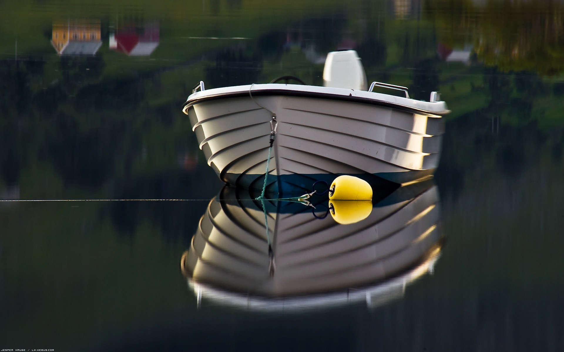 Barques et Pirogues Reflet de barque