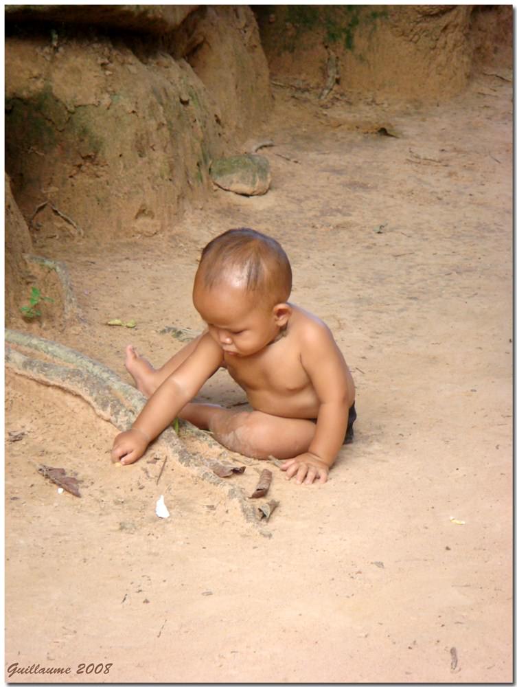 Bebes et Enfants Bébé Cambogien