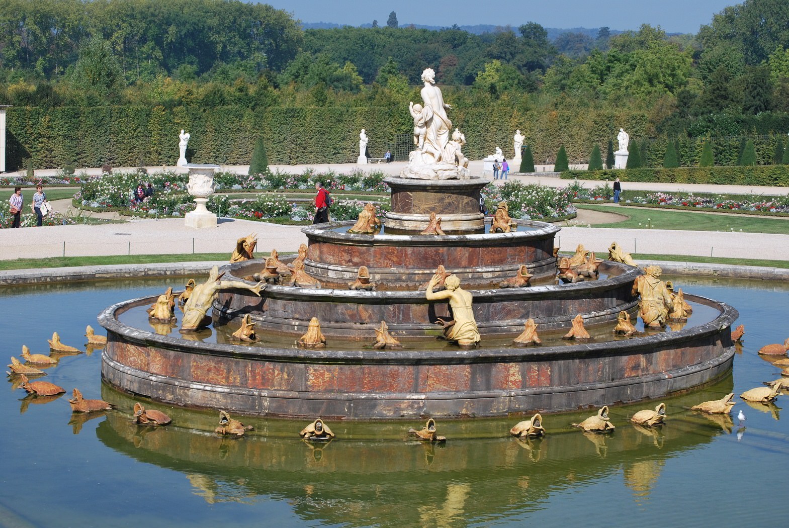 Fontaines et Jets d eau Fontaine à Versailles