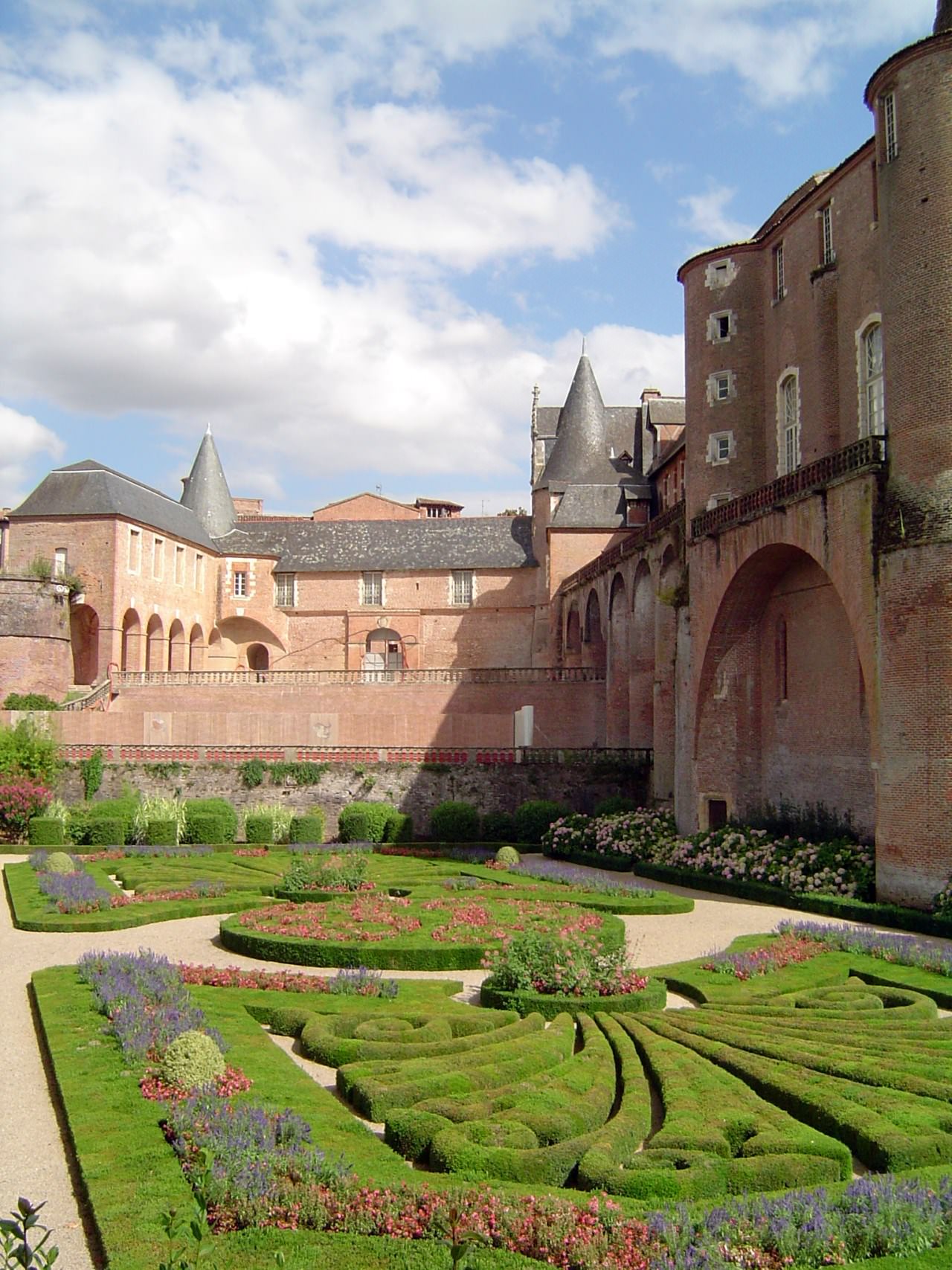 France Midi Pyrenees Jardin d'Albi