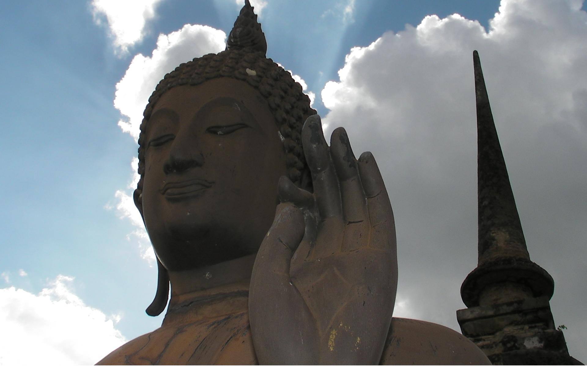 Thailande Statue de Bouddha (Parc archeologique de Sukothaï 