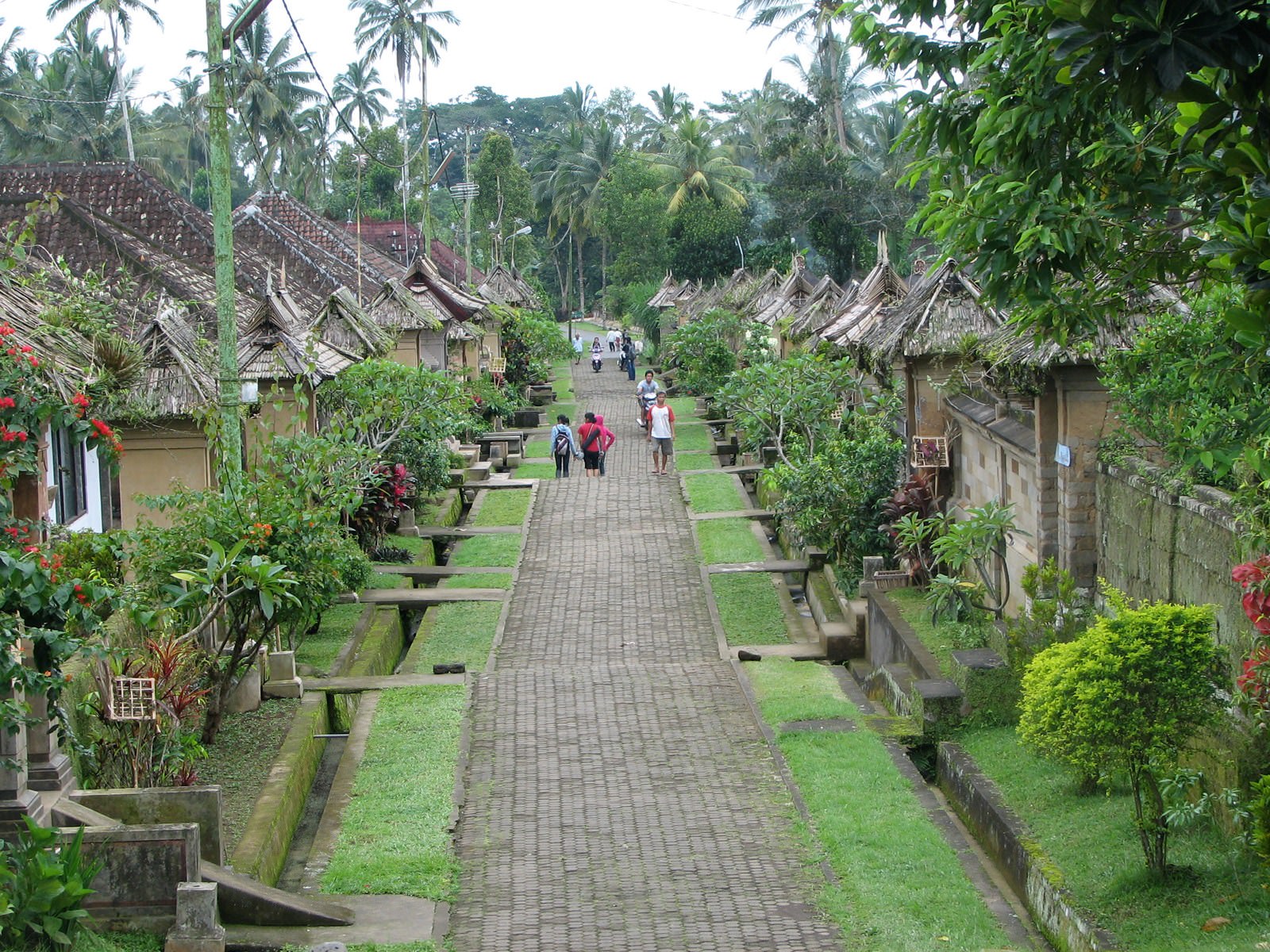 Villes et Villages Village communautaire balinais