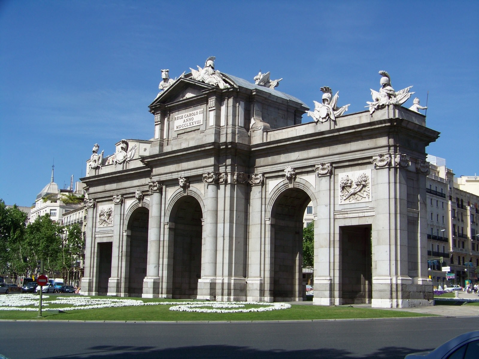 Espagne Puerta de Alcalá, Madrid.