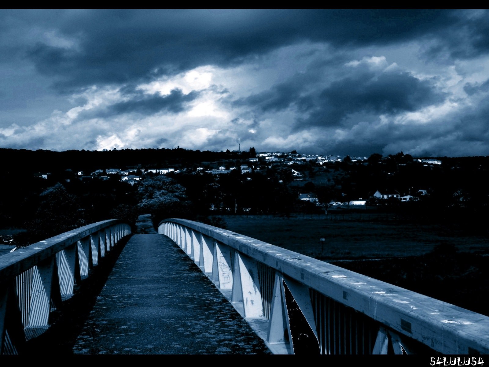 Ponts et Aqueducs paysage nature pont bleu noir blanc photo photogra