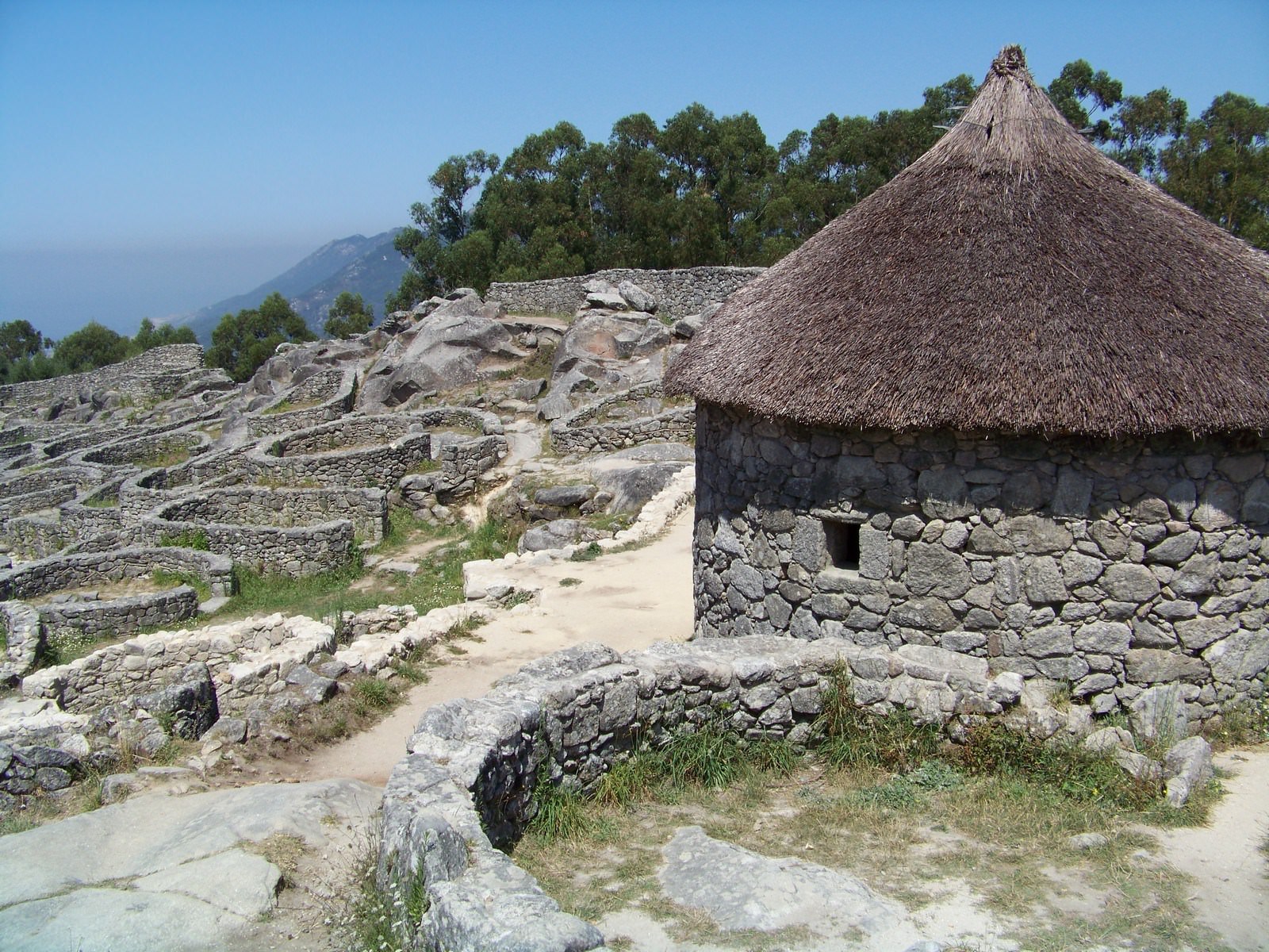 Ruines et Vestiges Gisement de Santa Tegra, Galicia.
