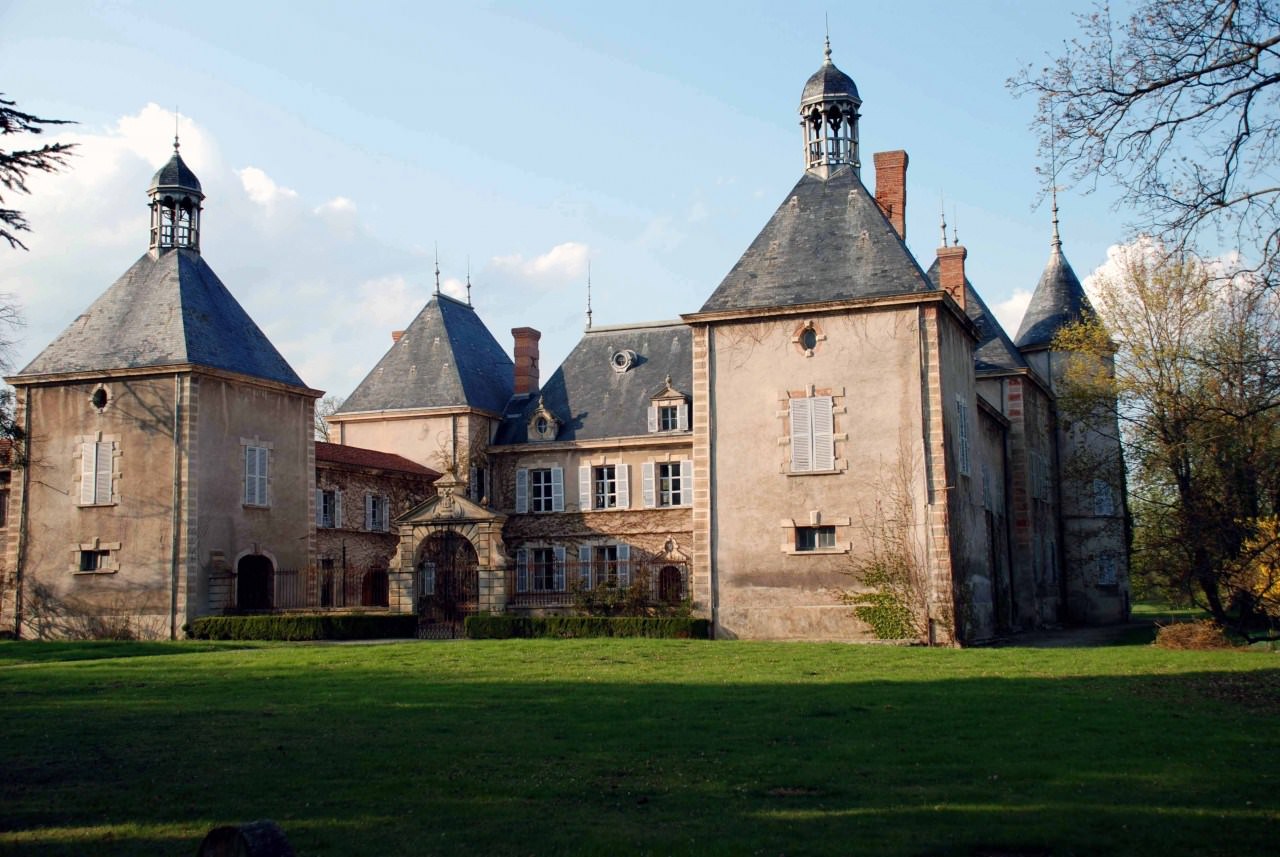 Chateaux et Palais Chateau de Vaugirard ;Loire 42