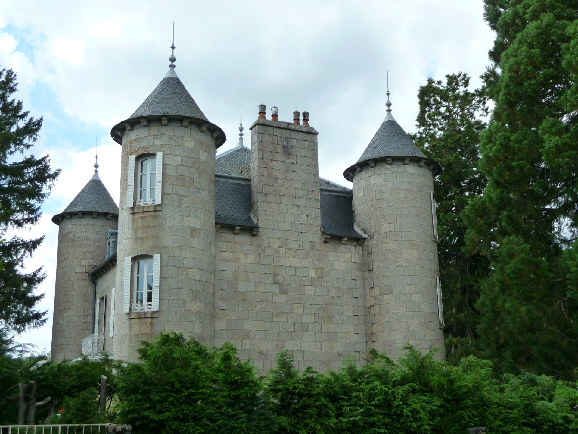 Chateaux et Palais Chateau a Laguiole