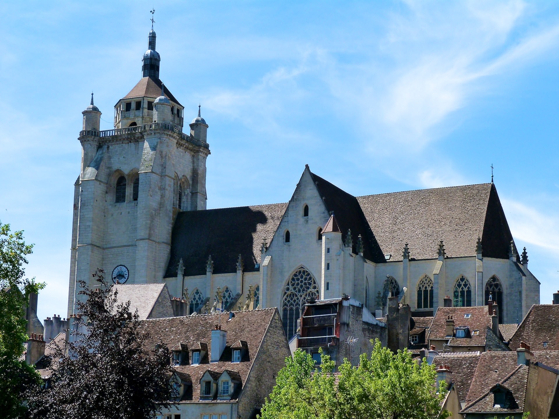 Edifices Religieux Basilique Notre Dame de Dole (39)