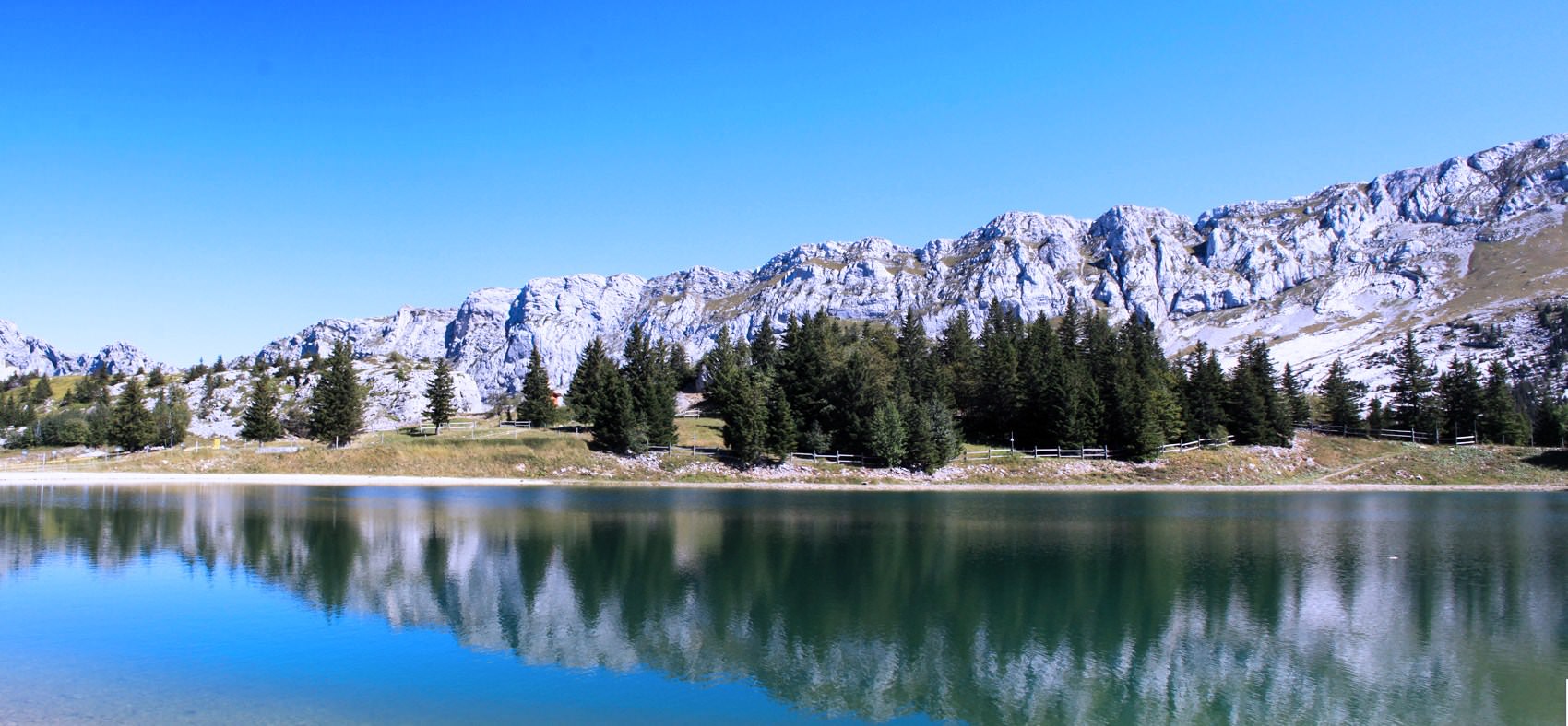 Lacs et Etangs Lac des Prés