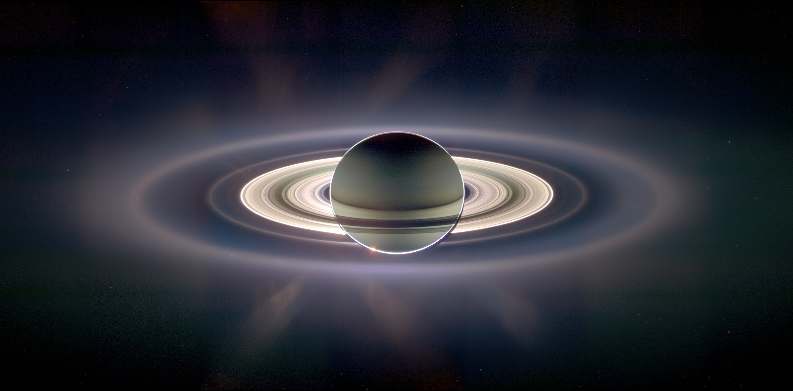 Saturne Dans l'ombre de Saturne