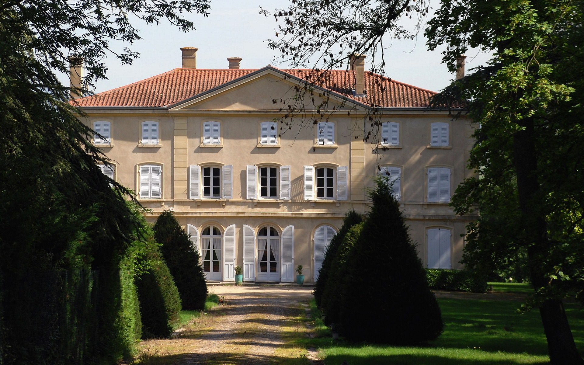 Chateaux et Palais chateau de Sugny ,Loire 42
