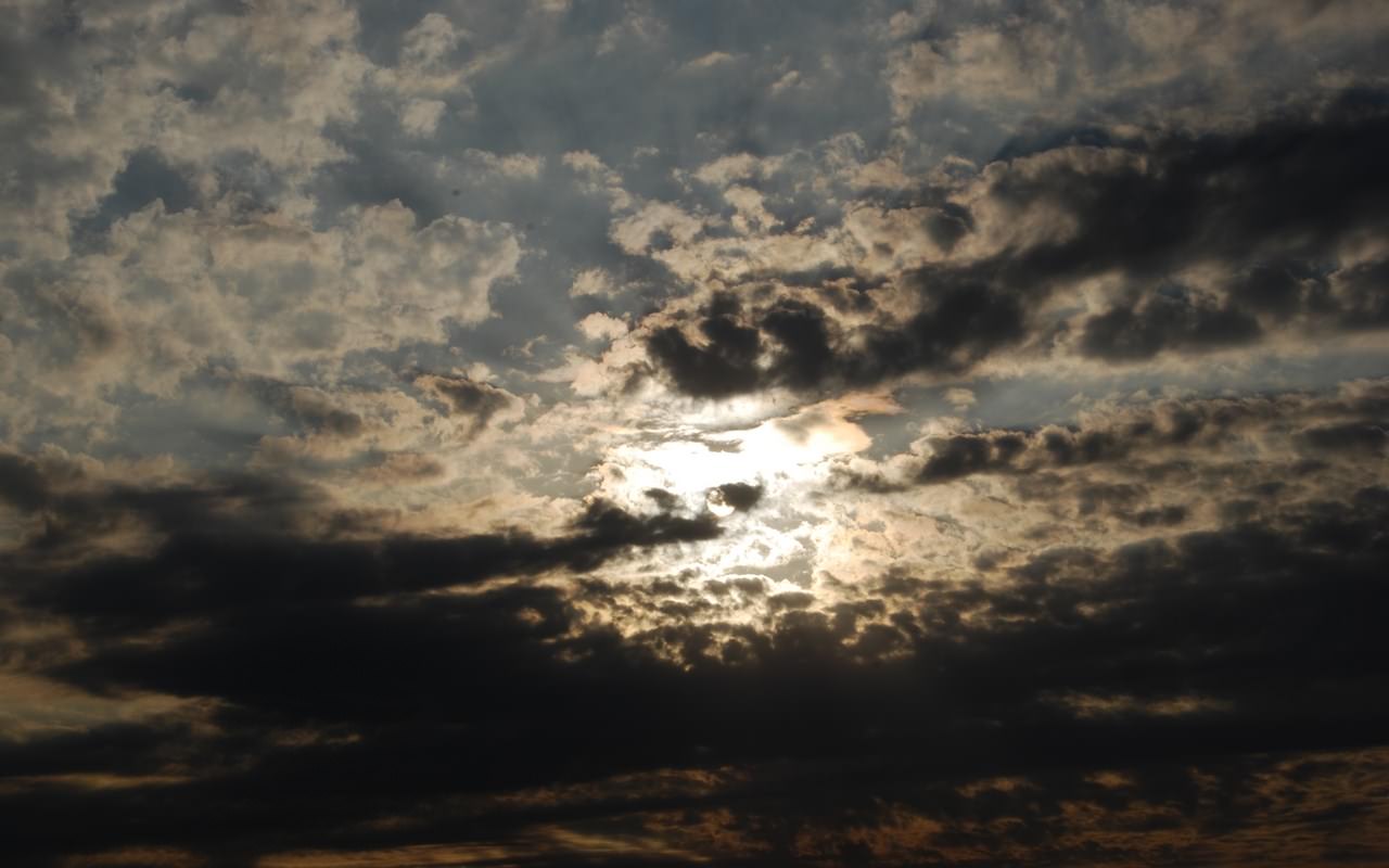 Ciel et Nuages Sun and clouds