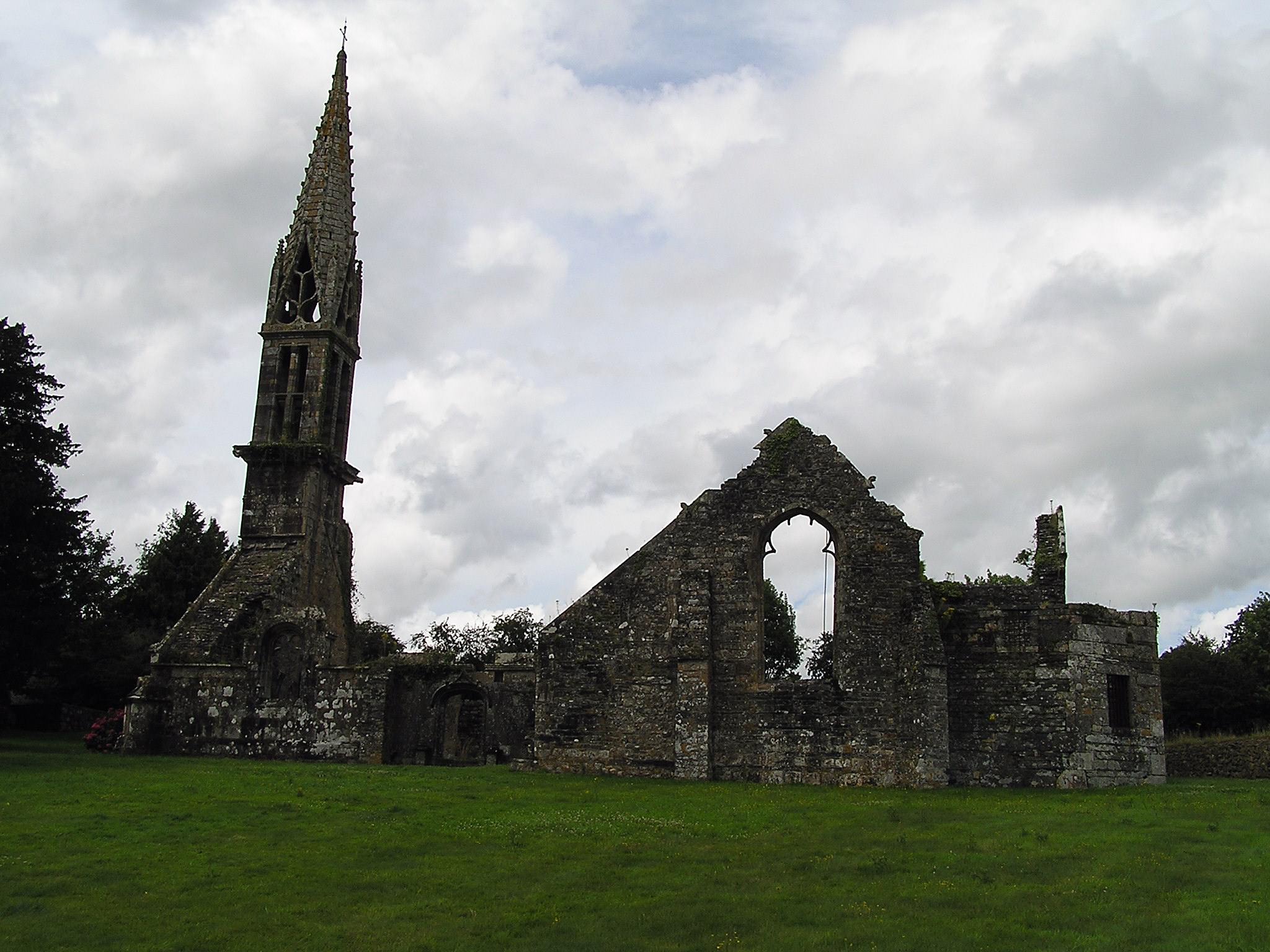 Edifices Religieux Eglise Saint-Pierre en ruine (Quimerc'h)