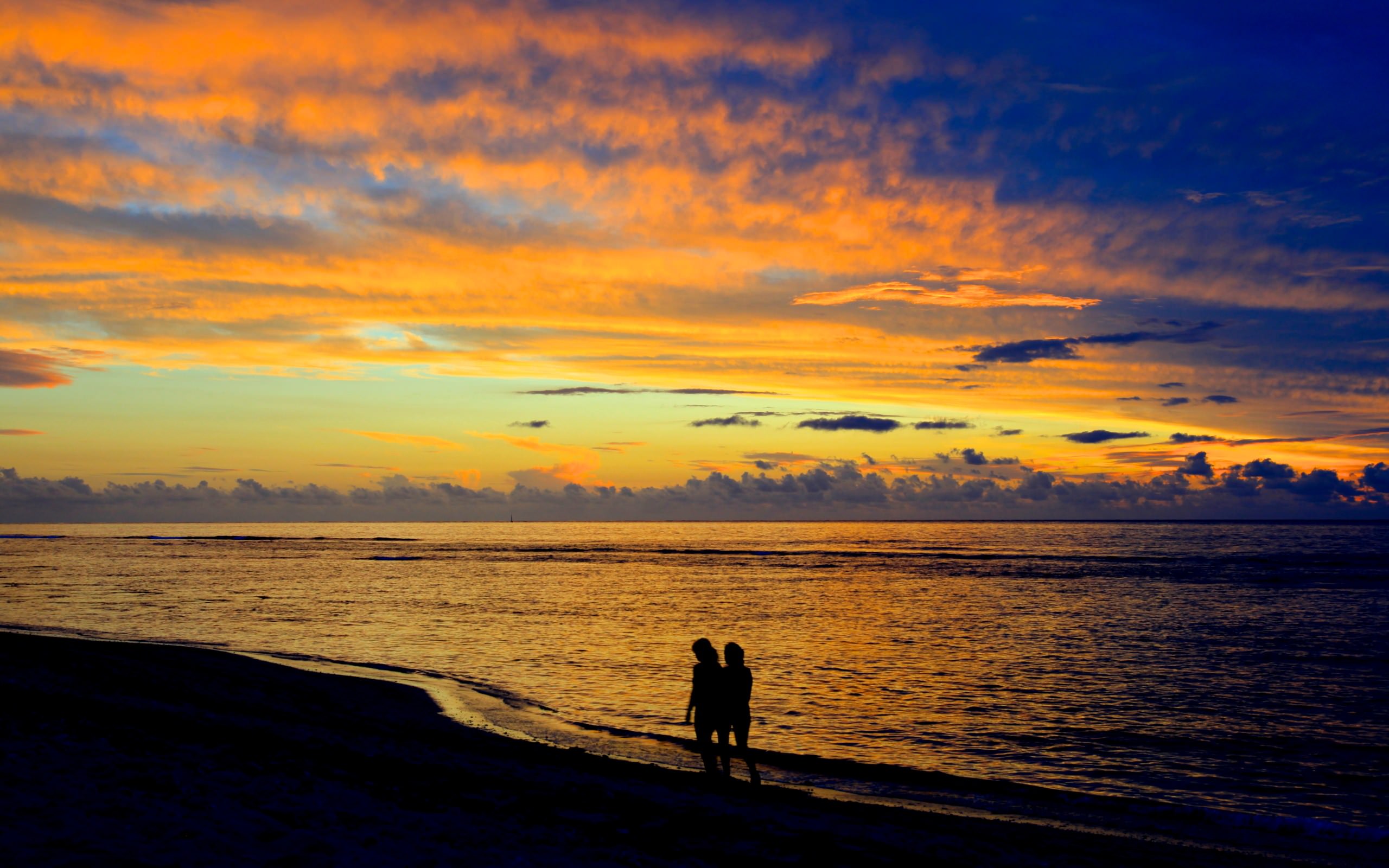 La Reunion Walking on the beach....