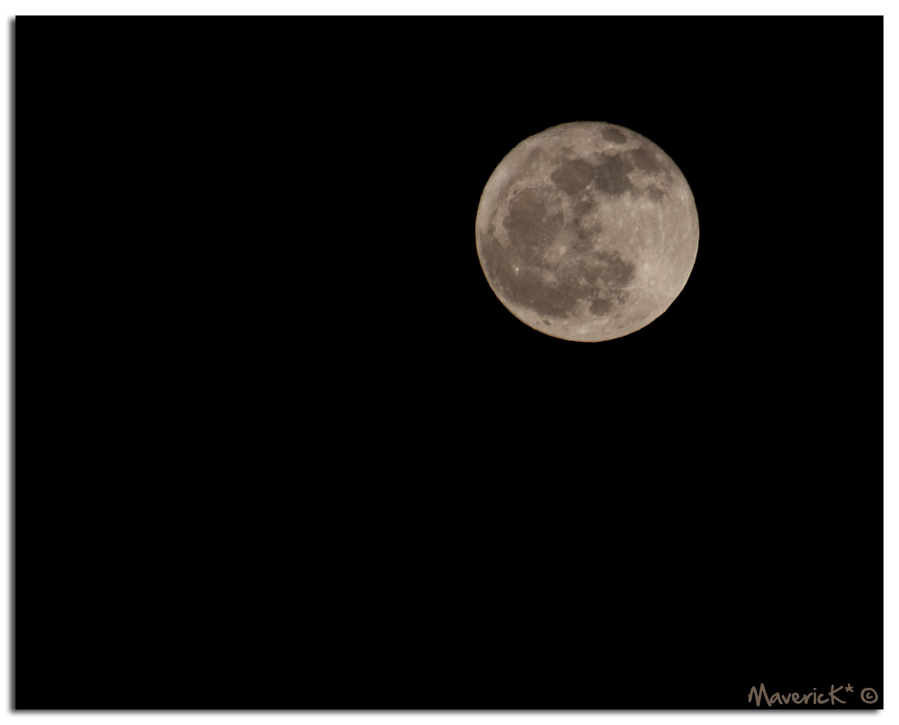 Lune La Lune est belle...