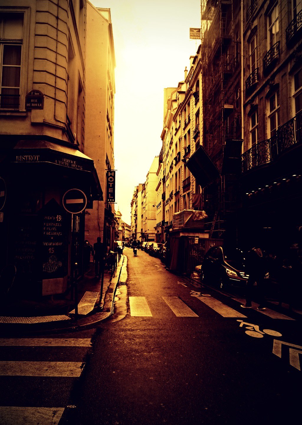 Rues et Ruelles Rue de Paris