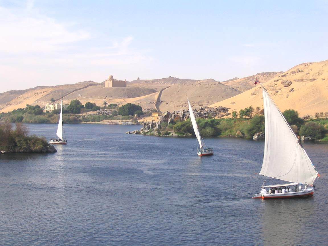 Egypte Felouques sur le Nil à Assouan.