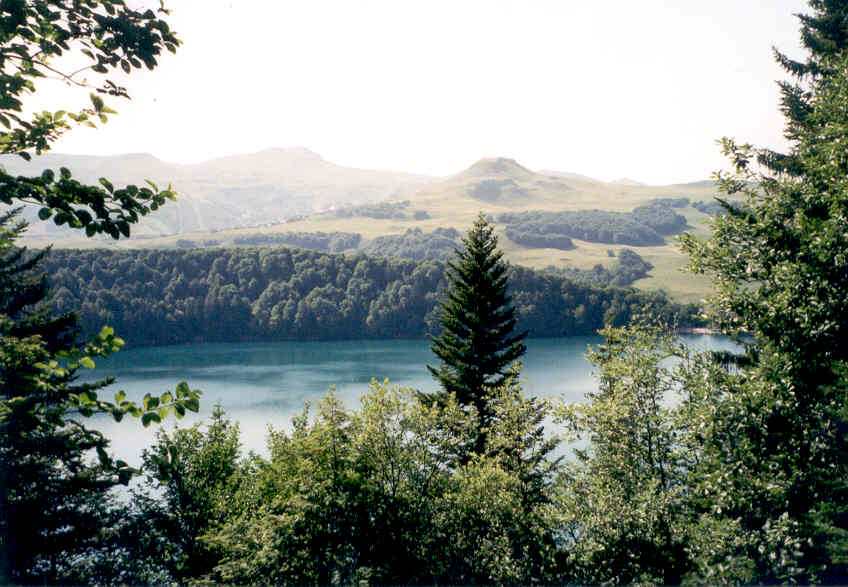 France Auvergne Lac Pavin