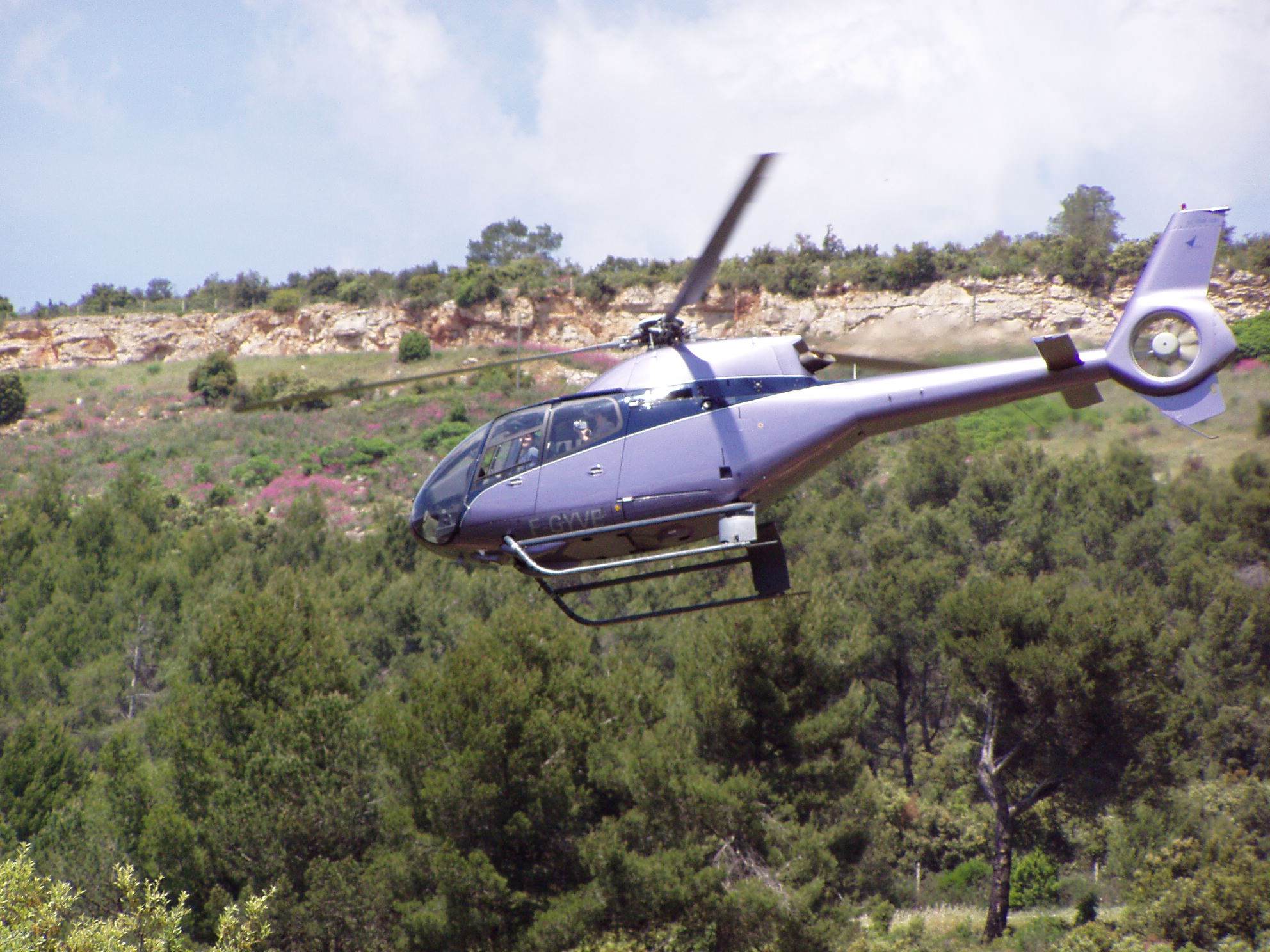 Helicopteres EC 120 colibri