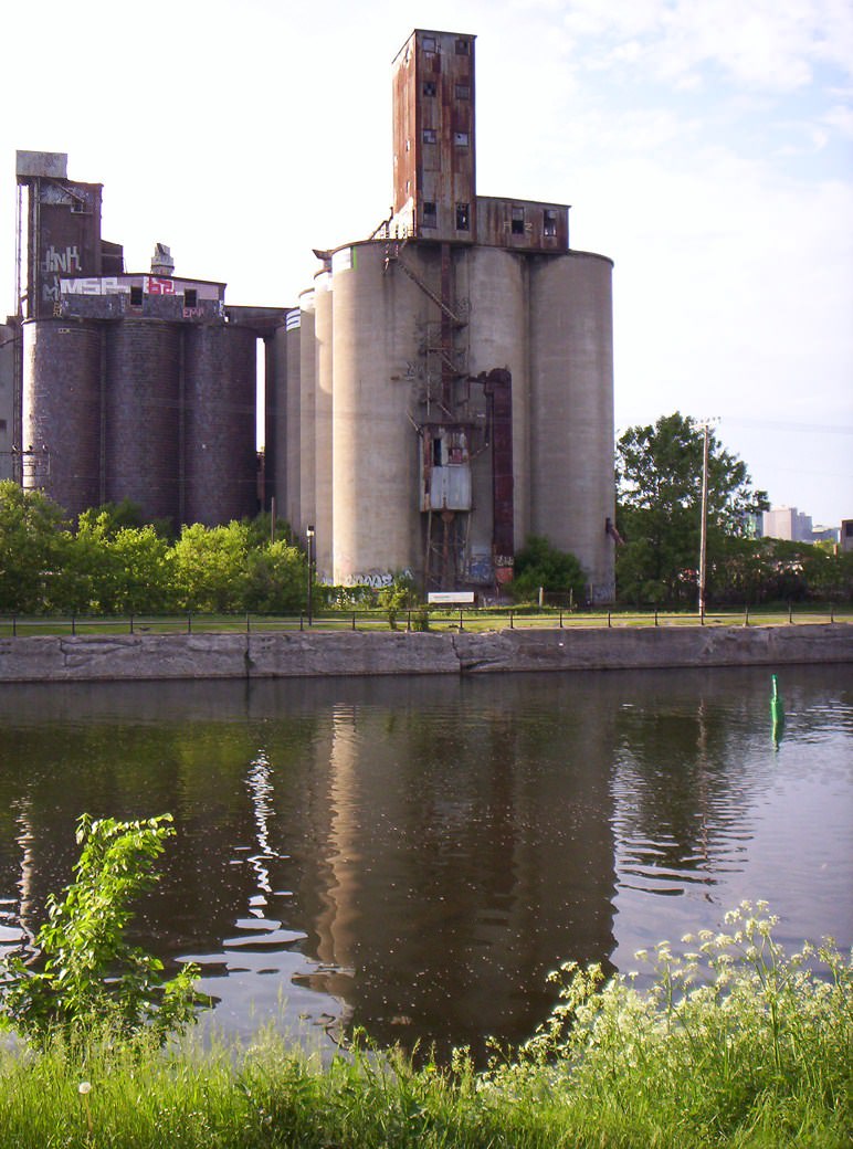 Industries Montréal- silo2