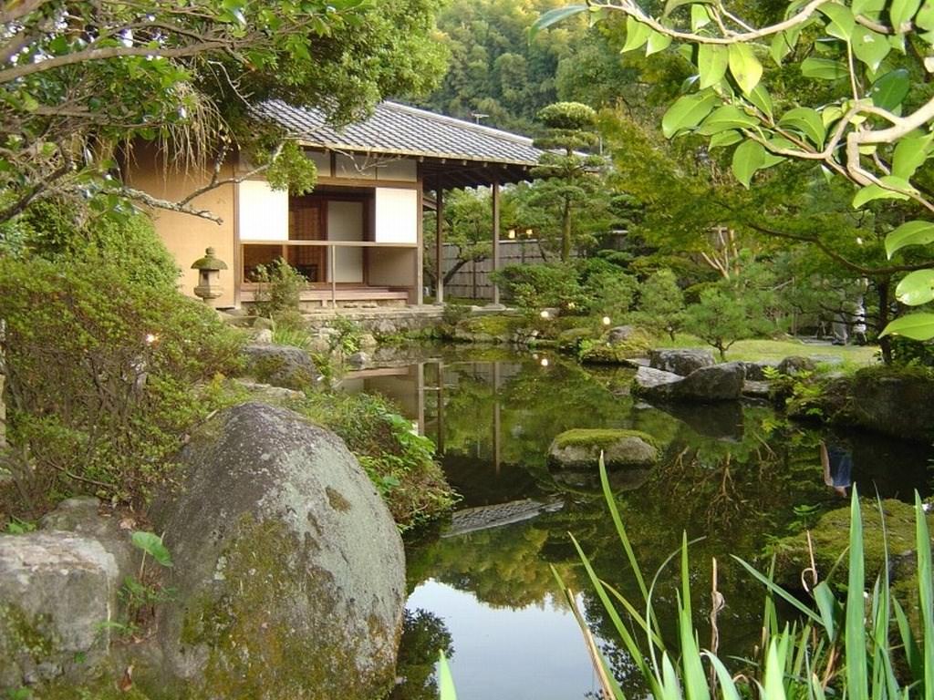 Japon Le jardin d'un resto à Fukuoka