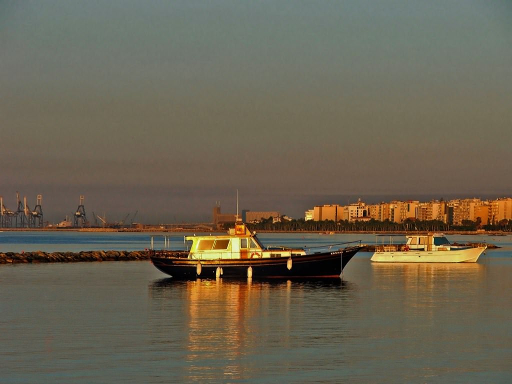 Bateaux a moteur Ile de Chypre : Limassol