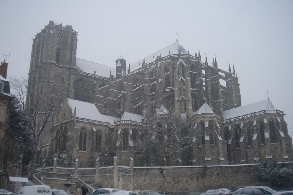 France Pays de Loire Cathédrale Saint Julien sous la neige