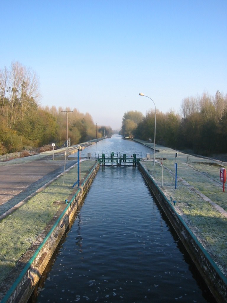 France Picardie Canal à Sery les Mezières (02)