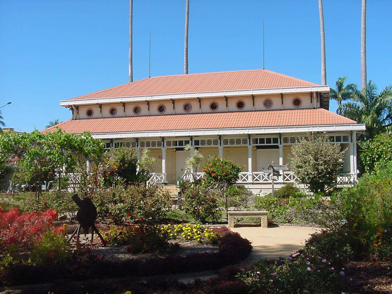 Nouvelle Caledonie Bibliothèque Berheim à Nouméa