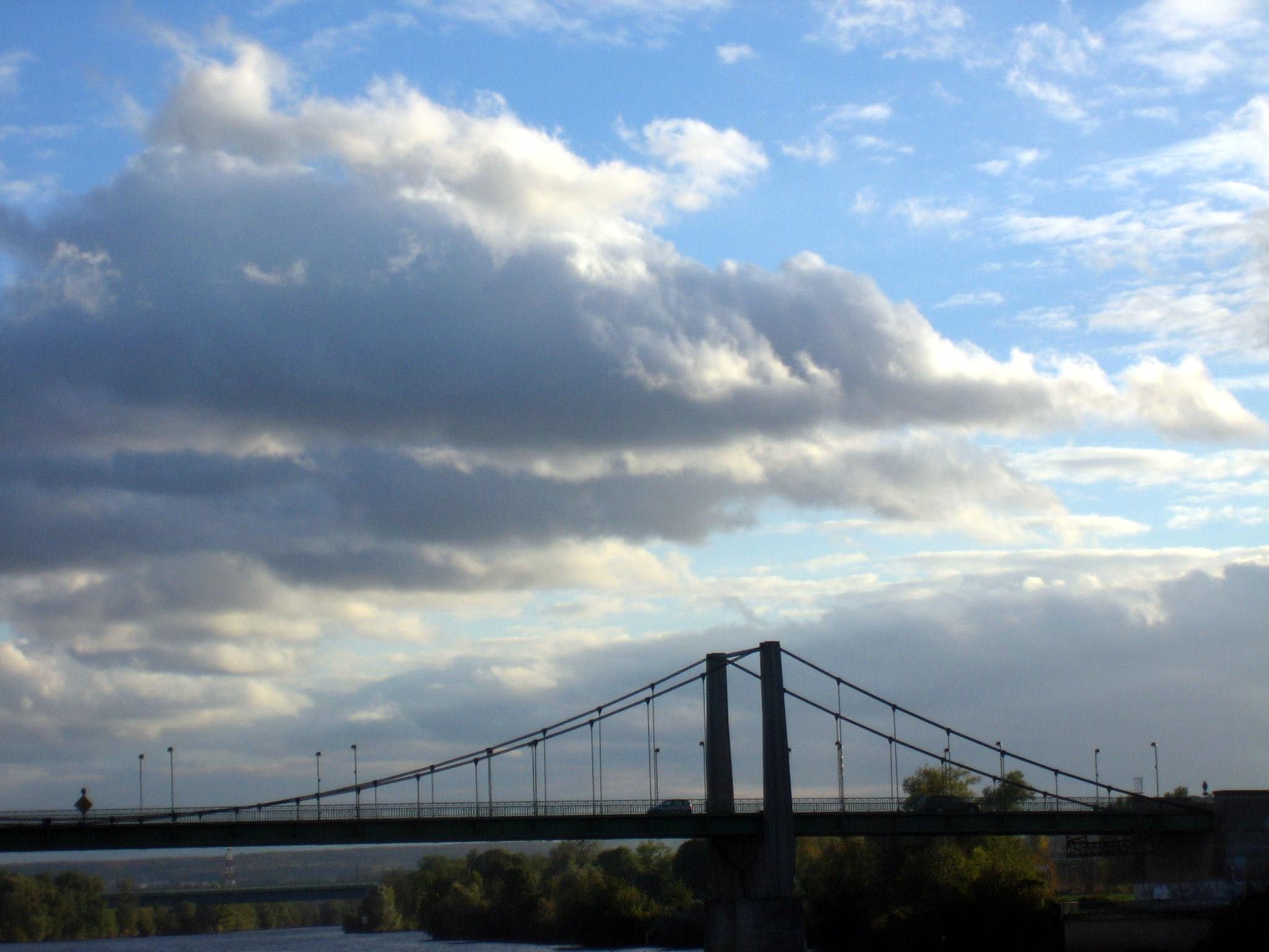 Ponts et Aqueducs Un pont dans les nuages.