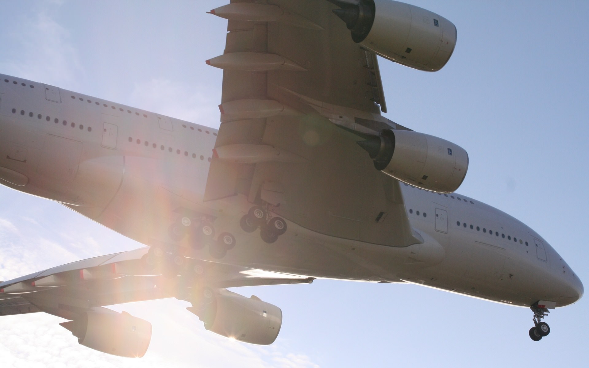 Avions de ligne A380 - take off