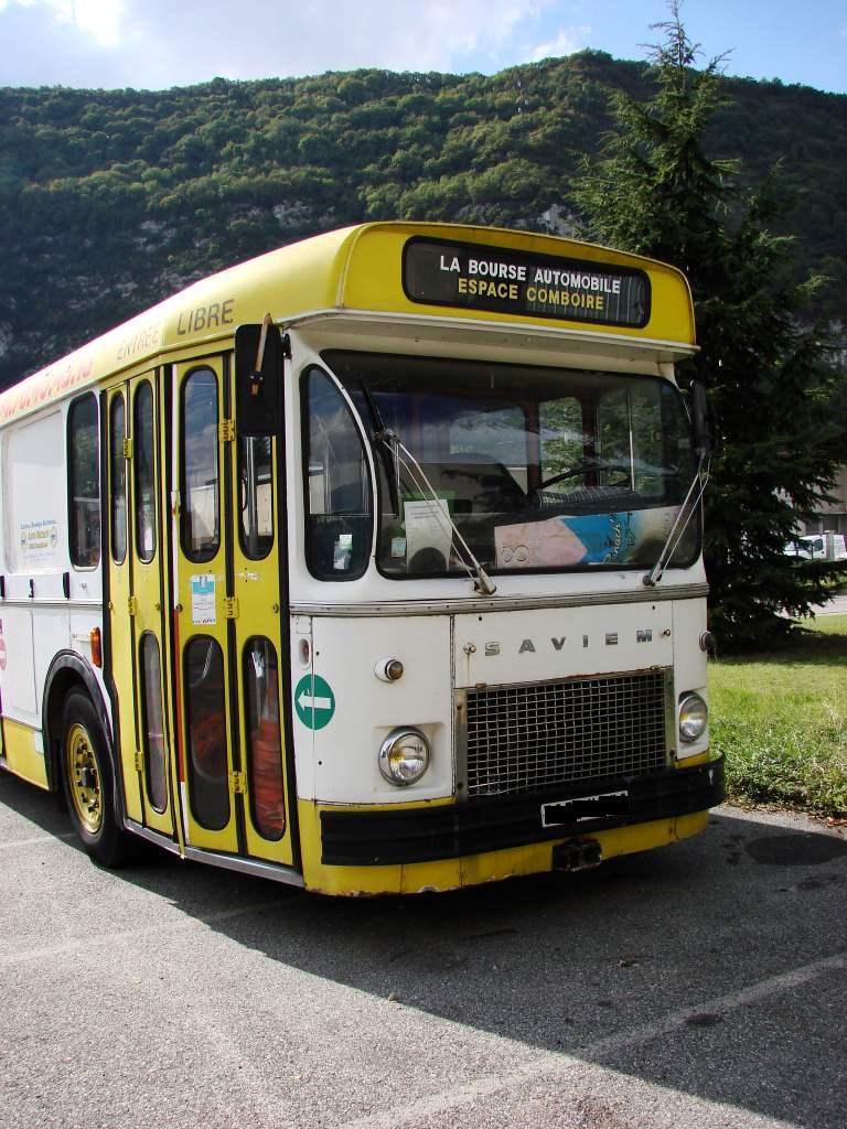 Bus et Autocars Bus jaune