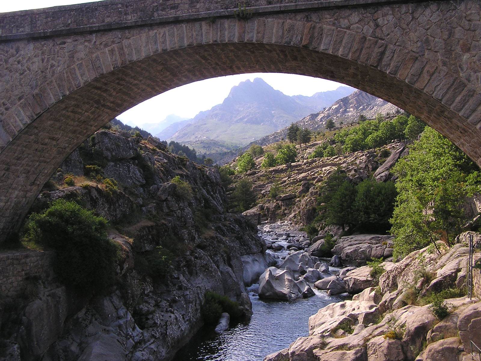 Ponts et Aqueducs Corse - Pont à arche unique.